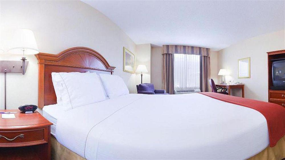 Holiday Inn Express Hotel & Suites Dayton-Centerville By Ihg Ngoại thất bức ảnh